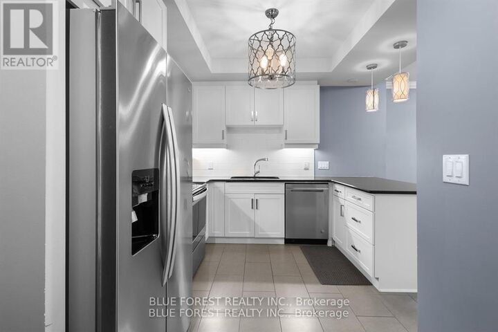 Property Photo:  505 Talbot Street East 1508  ON N6A 2S6 