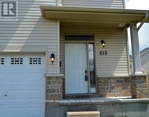 Property Photo: 619 Spikemoss Place ON K4A 0C9