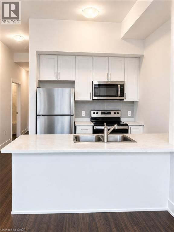 Property Photo: 470 Dundas Street East 103 ON L0R 2H4