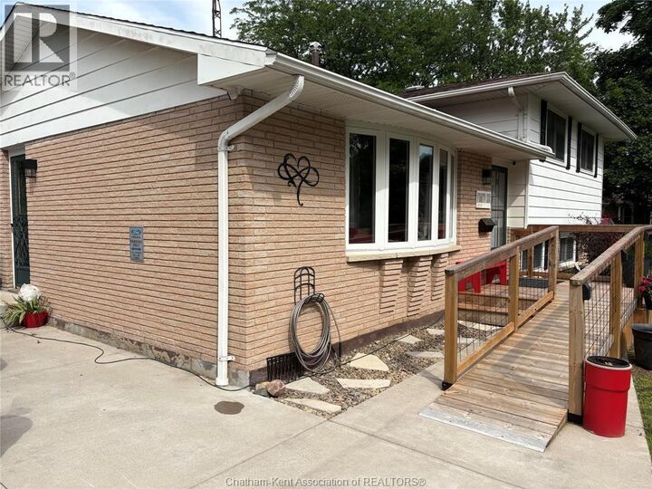 Property Photo:  46 Ottawa Drive  ON N7L 2J6 