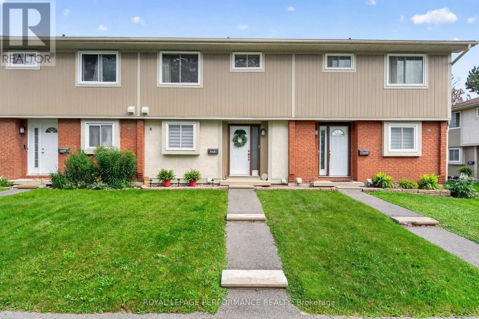 Property Photo:  3903E Old Richmond Road (175)  ON K2H 8T8 
