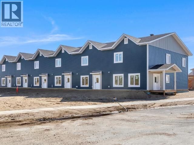 8-275 Olive May Way — photo 1
