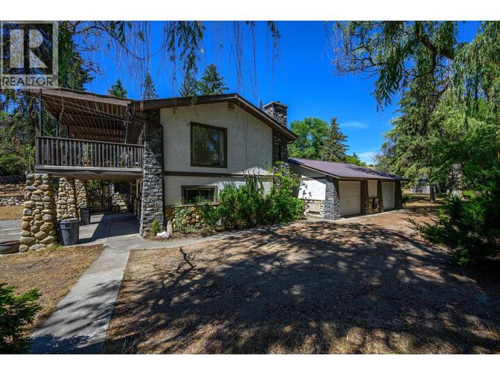 Property Photo:  506 Browne Road  BC V1T 7M1 
