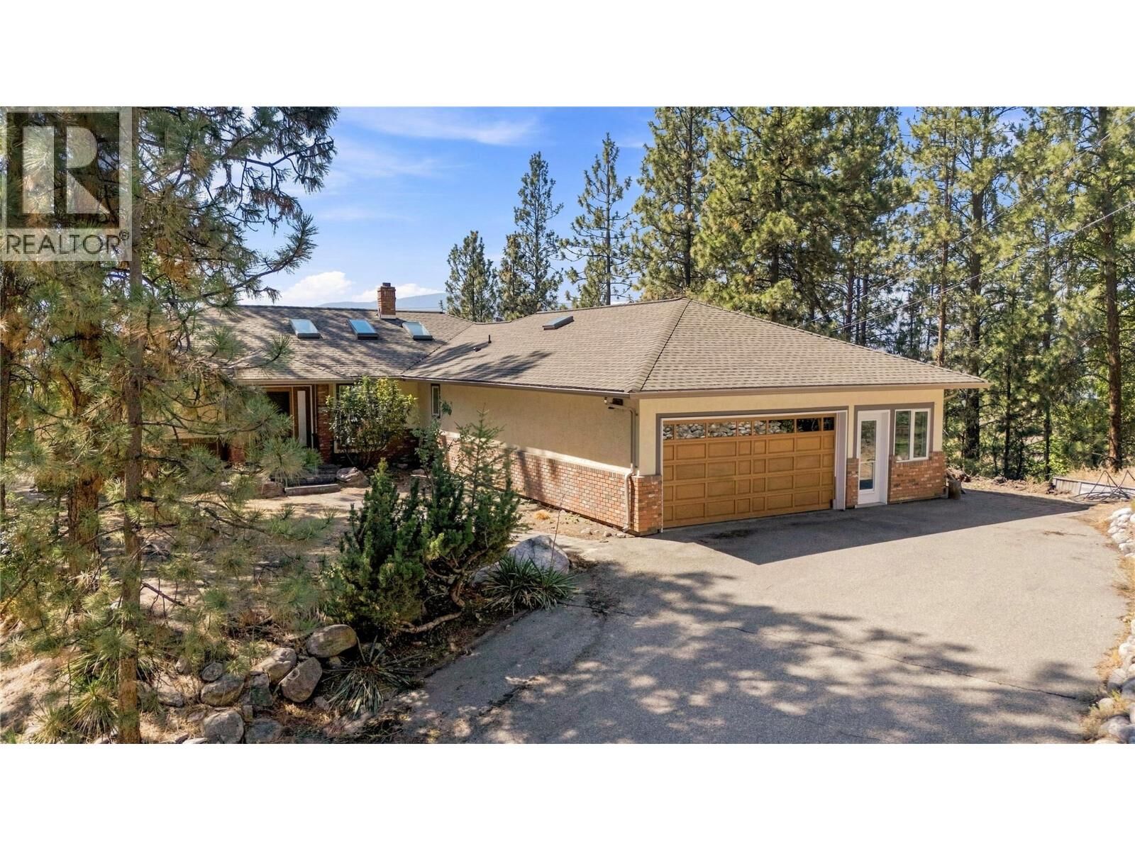 Property Photo:  1970 Sutherland Road  BC V2A 8T8 
