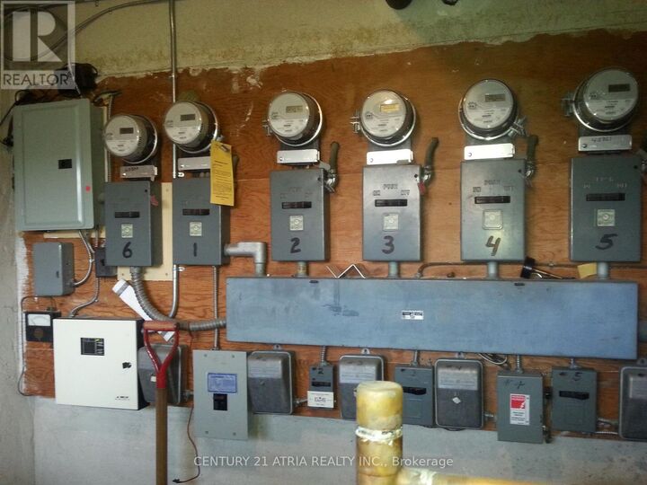 Property Photo: 172 Westmount Street ON L1J 4X4