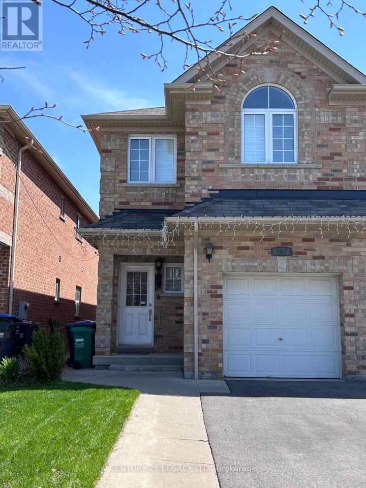 Property Photo: 385 Comiskey Crescent ON L5W 0C6