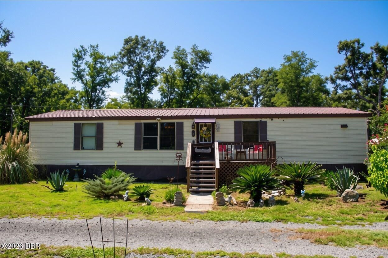 Property Photo:  5791 SW 62nd Court  FL 32052 