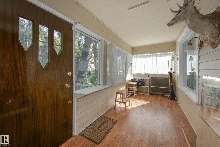 Property Photo:  10747 University Avenue NW  AB T6E 4P8 