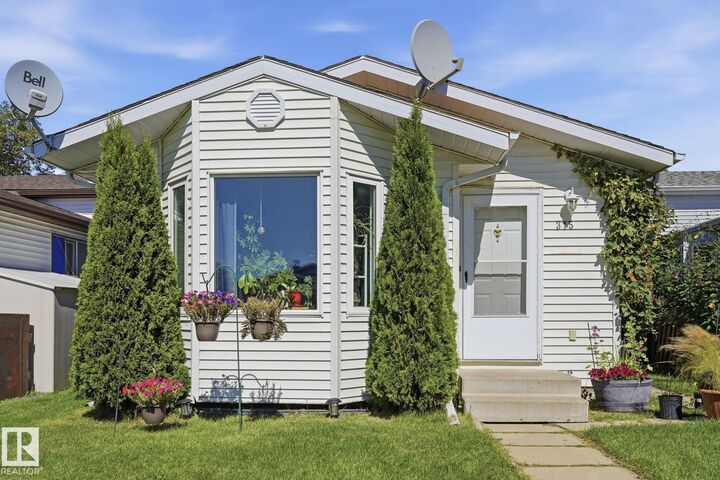 Property Photo:  315 St. Andrews Street  AB T7Z 1K7 