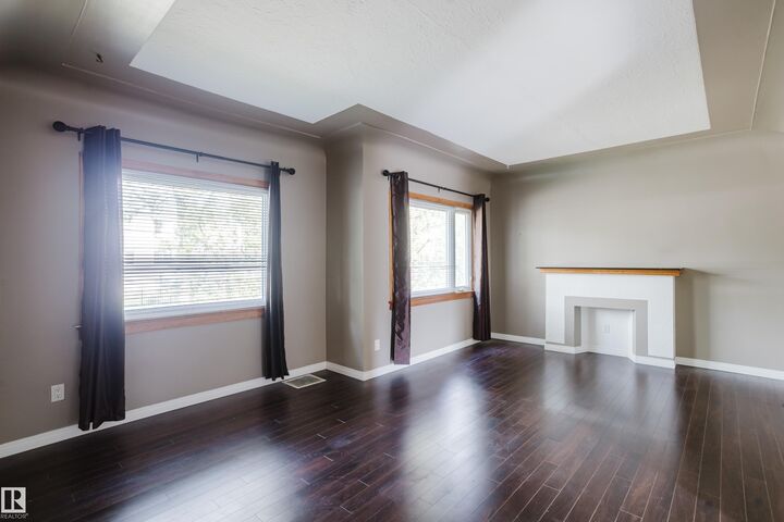 Property Photo: 12811 117 Avenue NW AB T5M 3H2