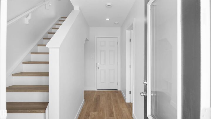 Property Photo:  633 176 Avenue NE  AB T5Y 4K3 