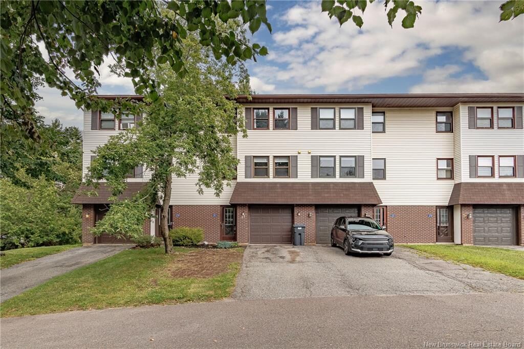 Property Photo: 31 Shadowhill Court NB E2E 3M4
