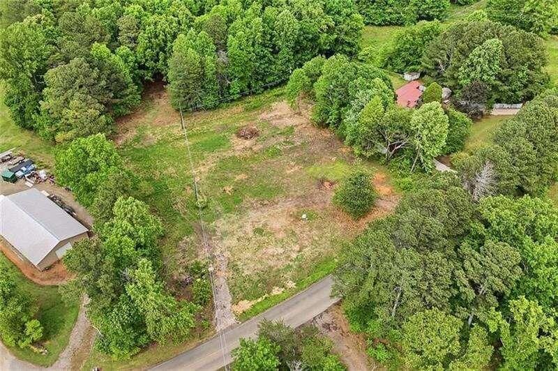 Property Photo:  977 Sardis Road  GA 30114 
