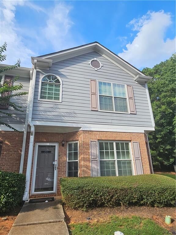 Property Photo:  2511 Walden Lake Drive  GA 30035 