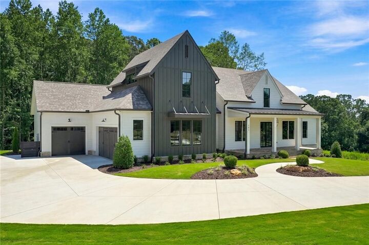 Property Photo:  203 Memory Lane  GA 30115 