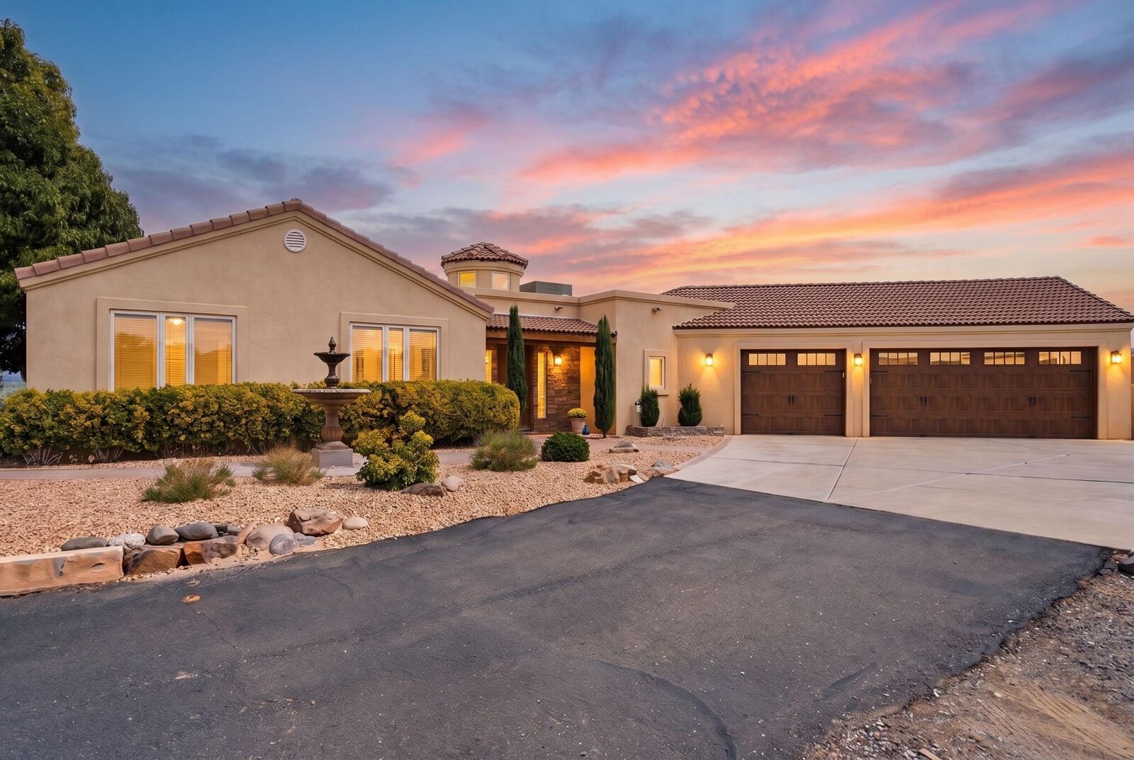 Property Photo: 6900 Vatapa Road NE NM 87144