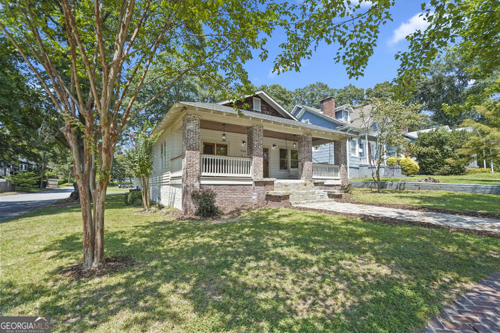 Property Photo:  949 Beecher Street SW  GA 30310 