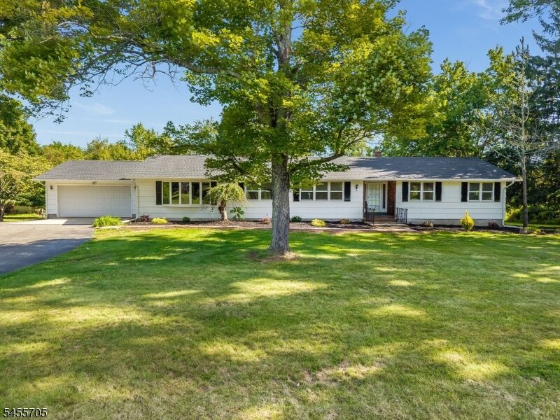 Property Photo:  102 Old Farm Rd  NJ 08889 