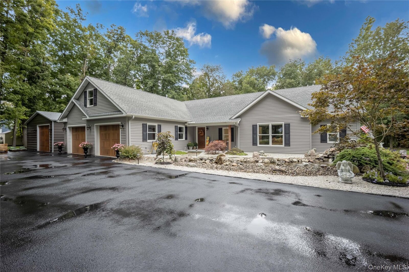 Property Photo:  1440 E Noxon Road  NY 12540 