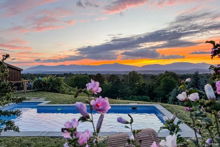 Property Photo:  180 Hilltop Road  NY 12526 