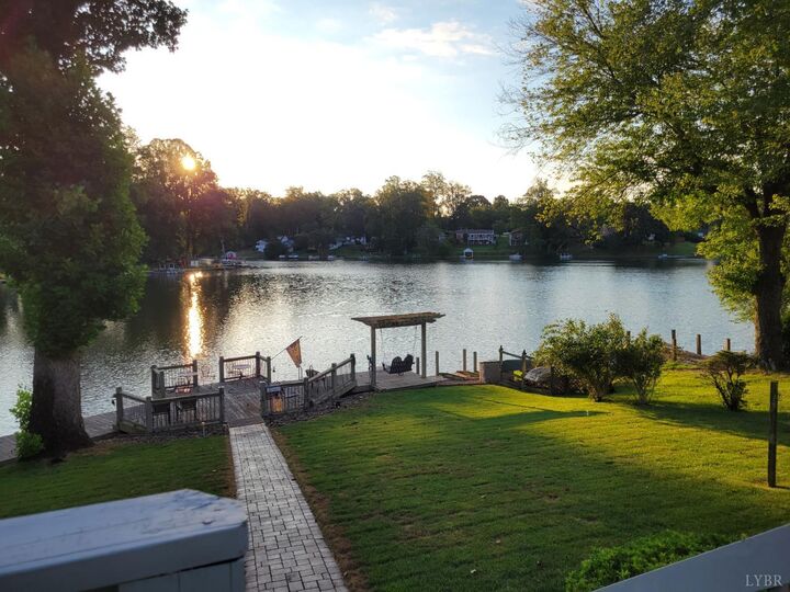 Property Photo:  1740 Timberlake Drive  VA 24502 