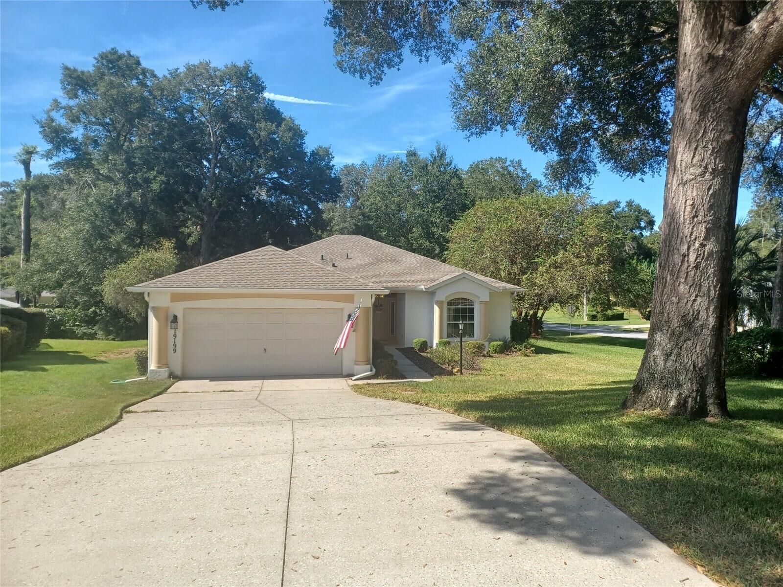 Property Photo:  19199 SW 92nd Loop  FL 34432 