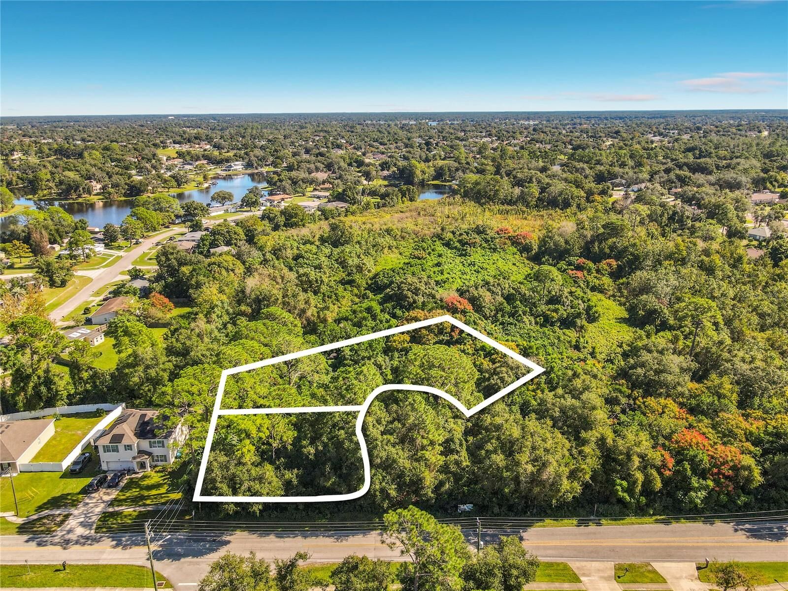 Property Photo:  845 Lark Court  FL 32725 