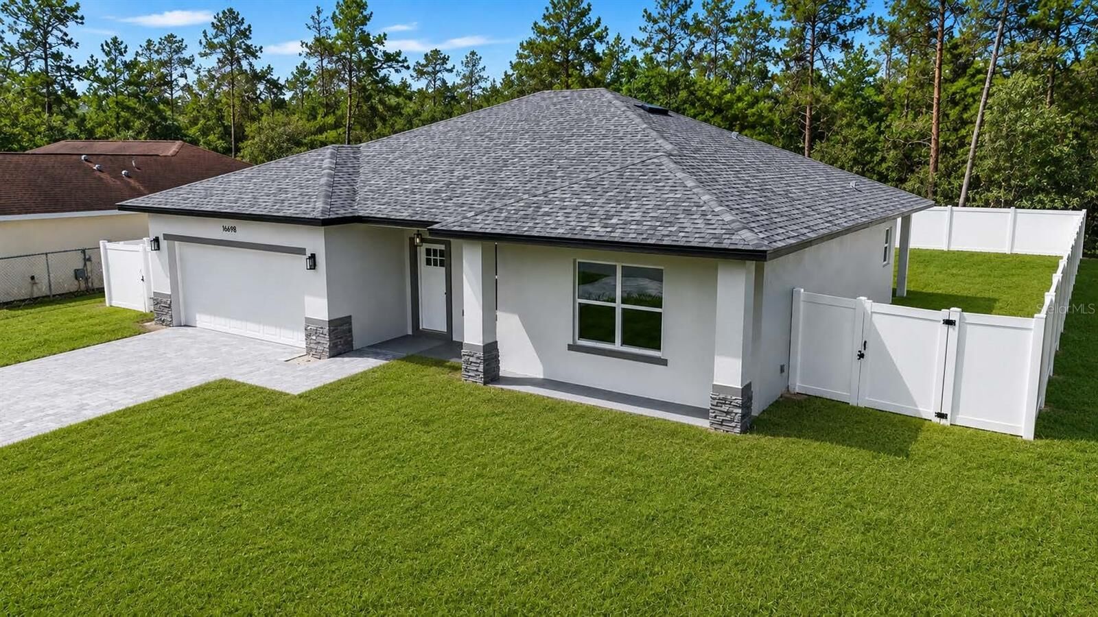 Property Photo:  16698 SW 30th Avenue Road  FL 34473 