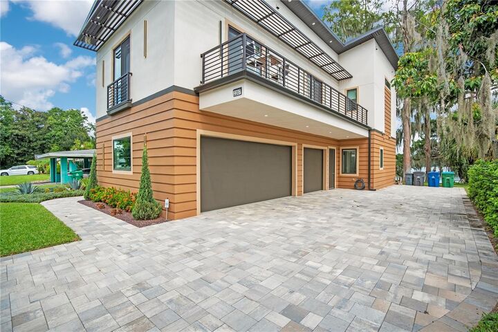 Property Photo:  2207 Kindel Avenue  FL 32789 