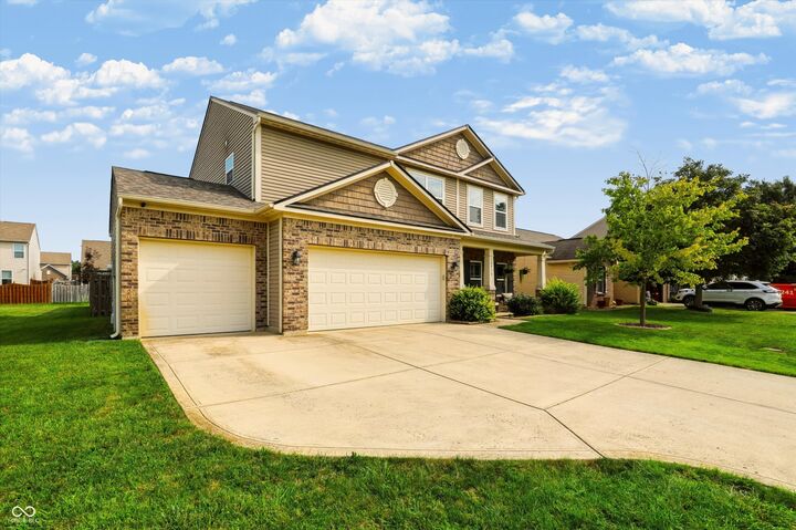 Property Photo:  10450 Deercrest Lane  IN 46239 