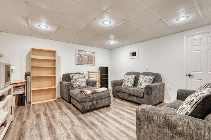 Property Photo: W163n11522 Windsor Ct WI 53022