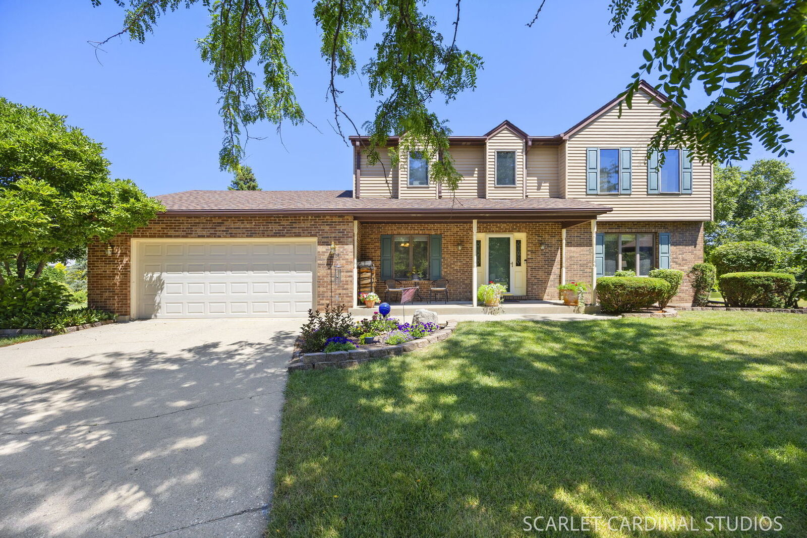 Property Photo:  36 Crofton Court  IL 60543 