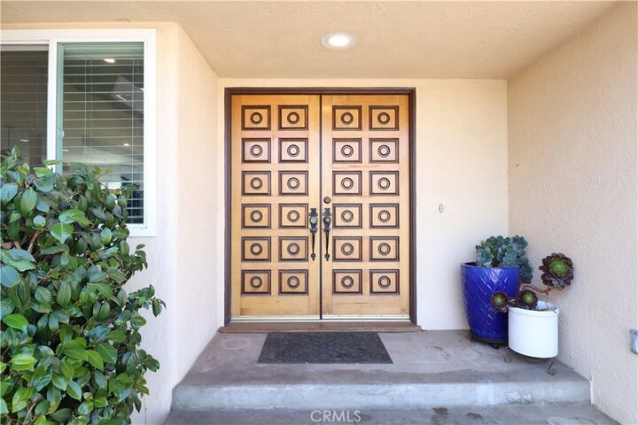 Property Photo:  586 Poppy Lane  CA 93455 