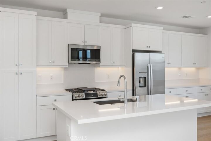 Property Photo:  1200 Lasso Way 301  CA 92675 