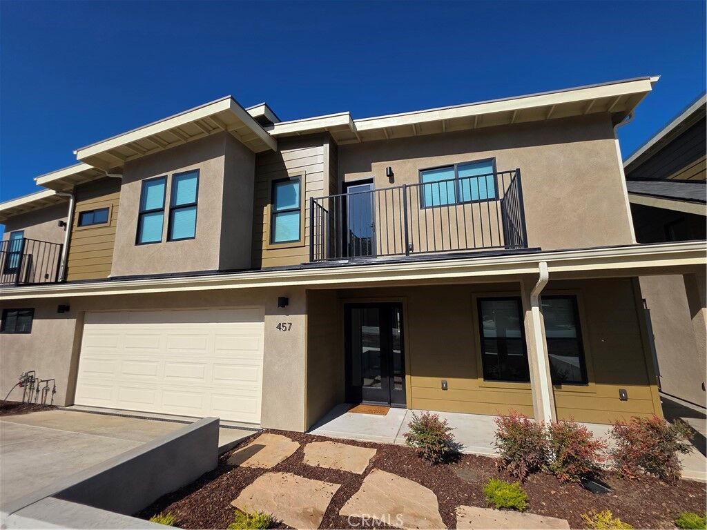 Property Photo:  457 Piney Way  CA 93442 