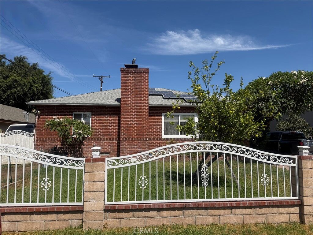 Property Photo:  1044 Gothic Way  CA 91768 