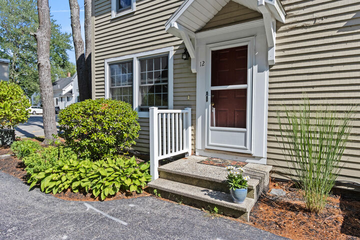 Property Photo: 1326 Forest Avenue 12 ME 04103