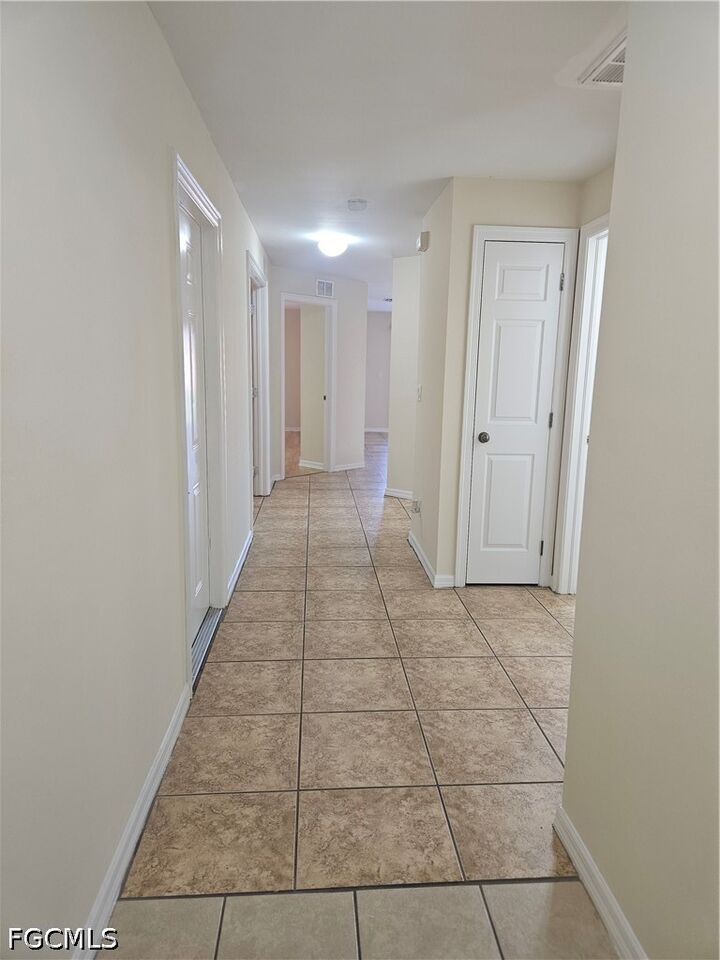 Property Photo:  490 Bell Boulevard S  FL 33974 