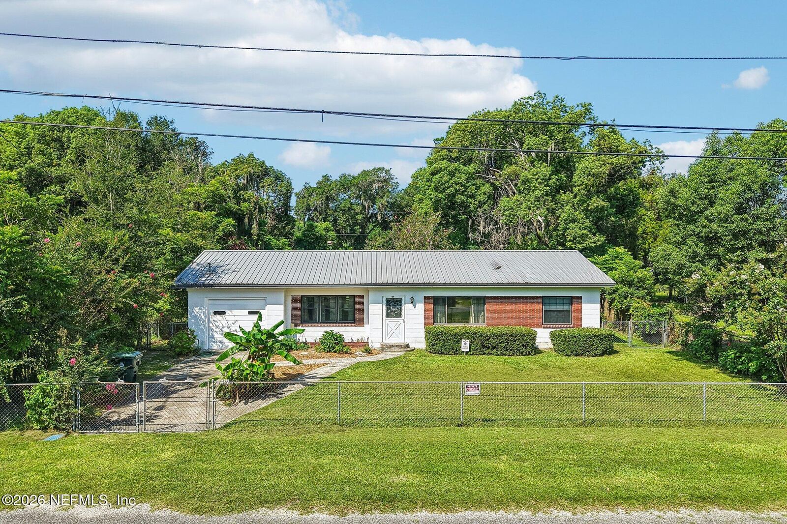 Property Photo:  407 Highland Avenue S  FL 32043 