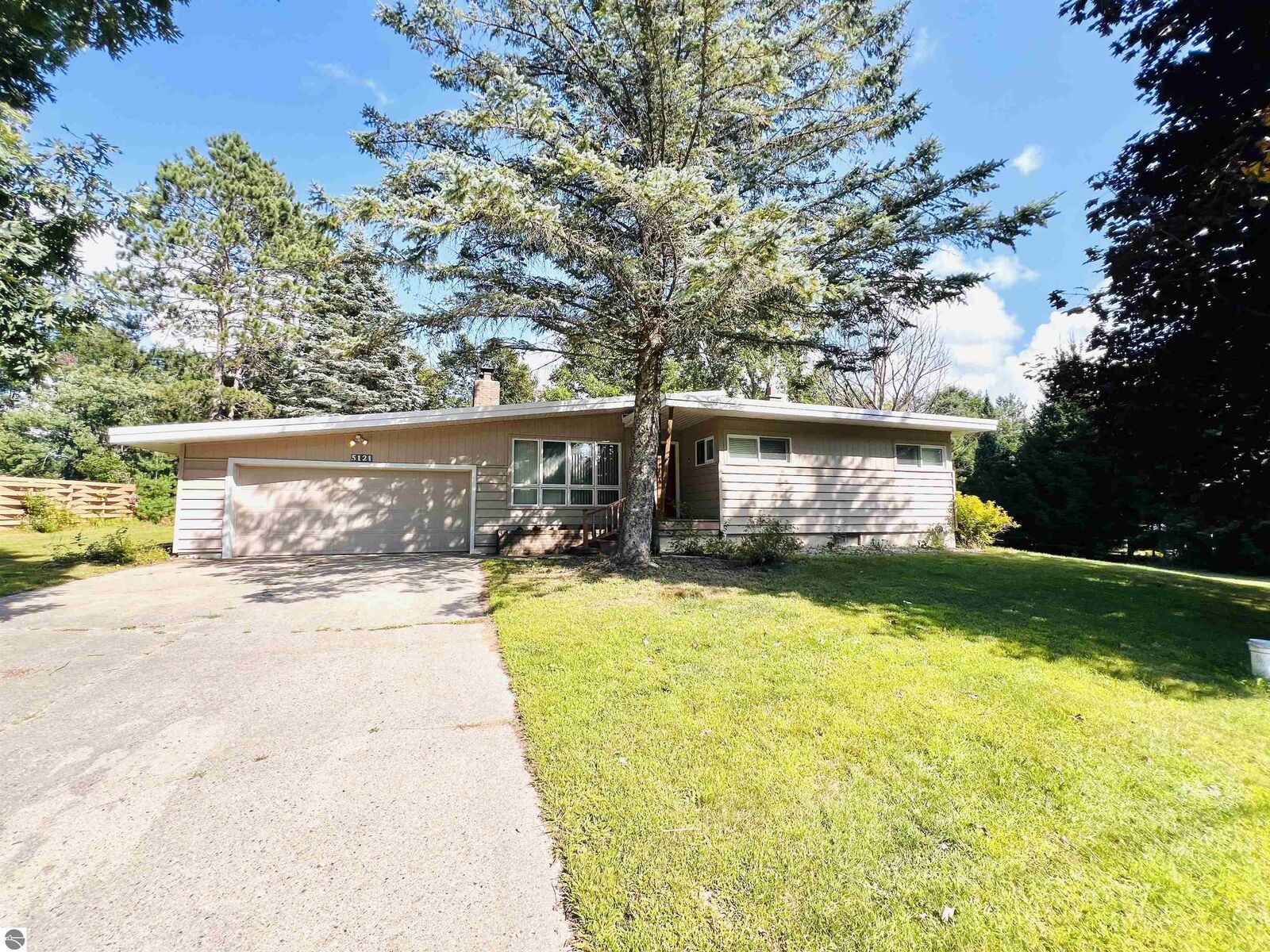 Property Photo:  5121 Crosby Road  MI 49601 