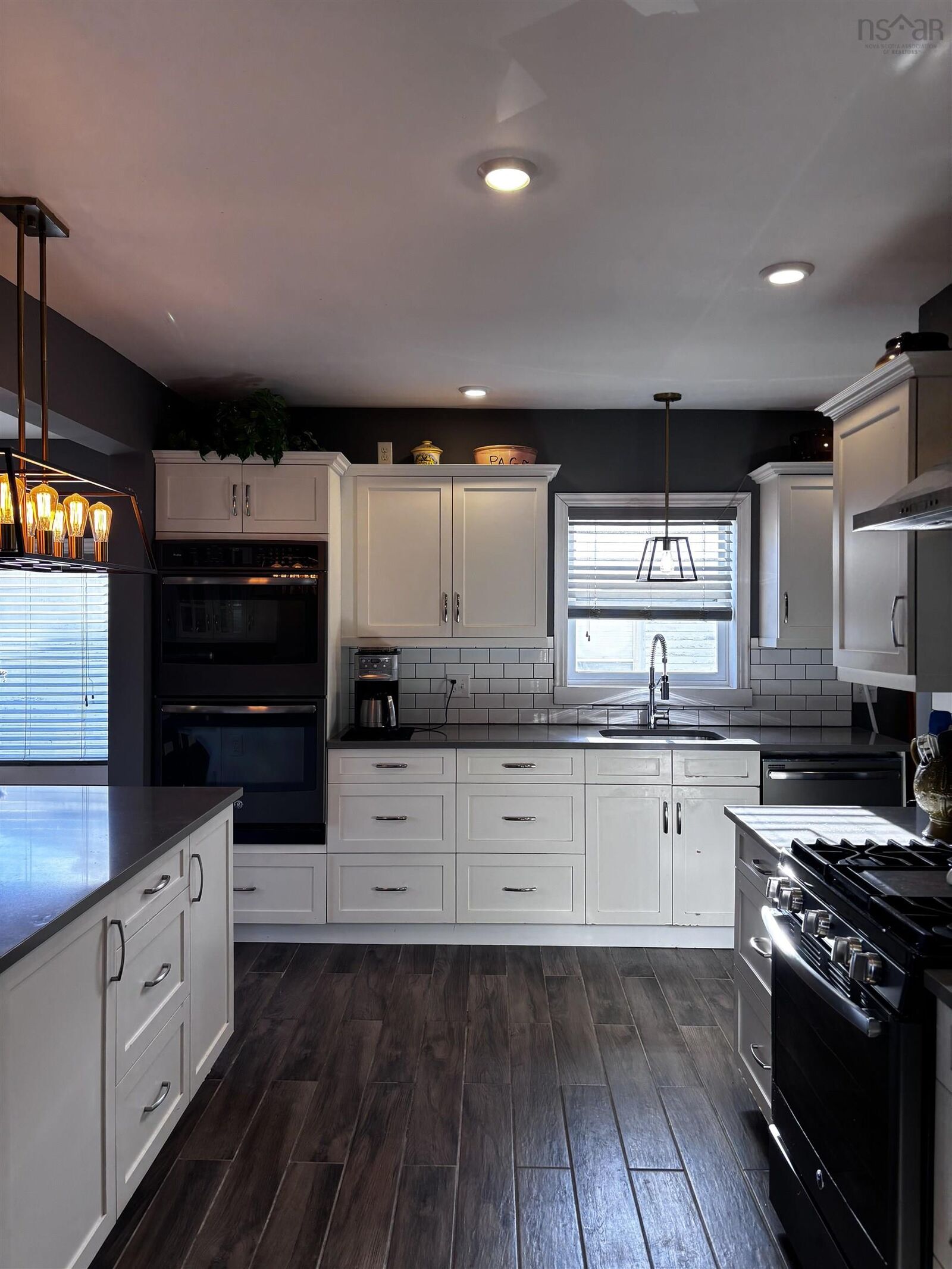 Property Photo:  55 Maple Avenue  NS B0M 1B0 