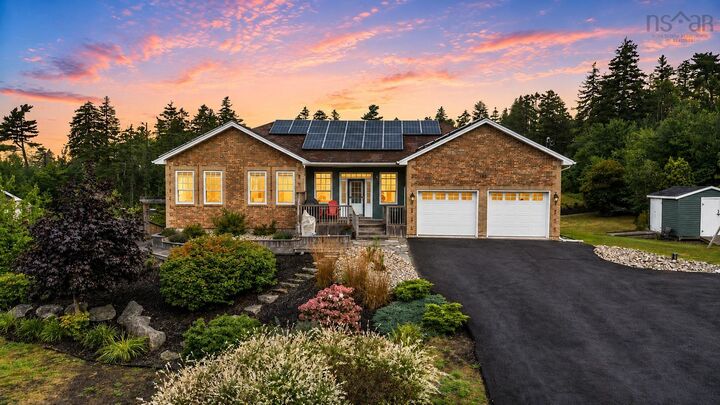 189 Oceanstone Drive — photo 1