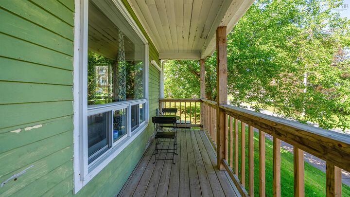 Property Photo:  62 Maple Avenue  NS B2H 2B2 