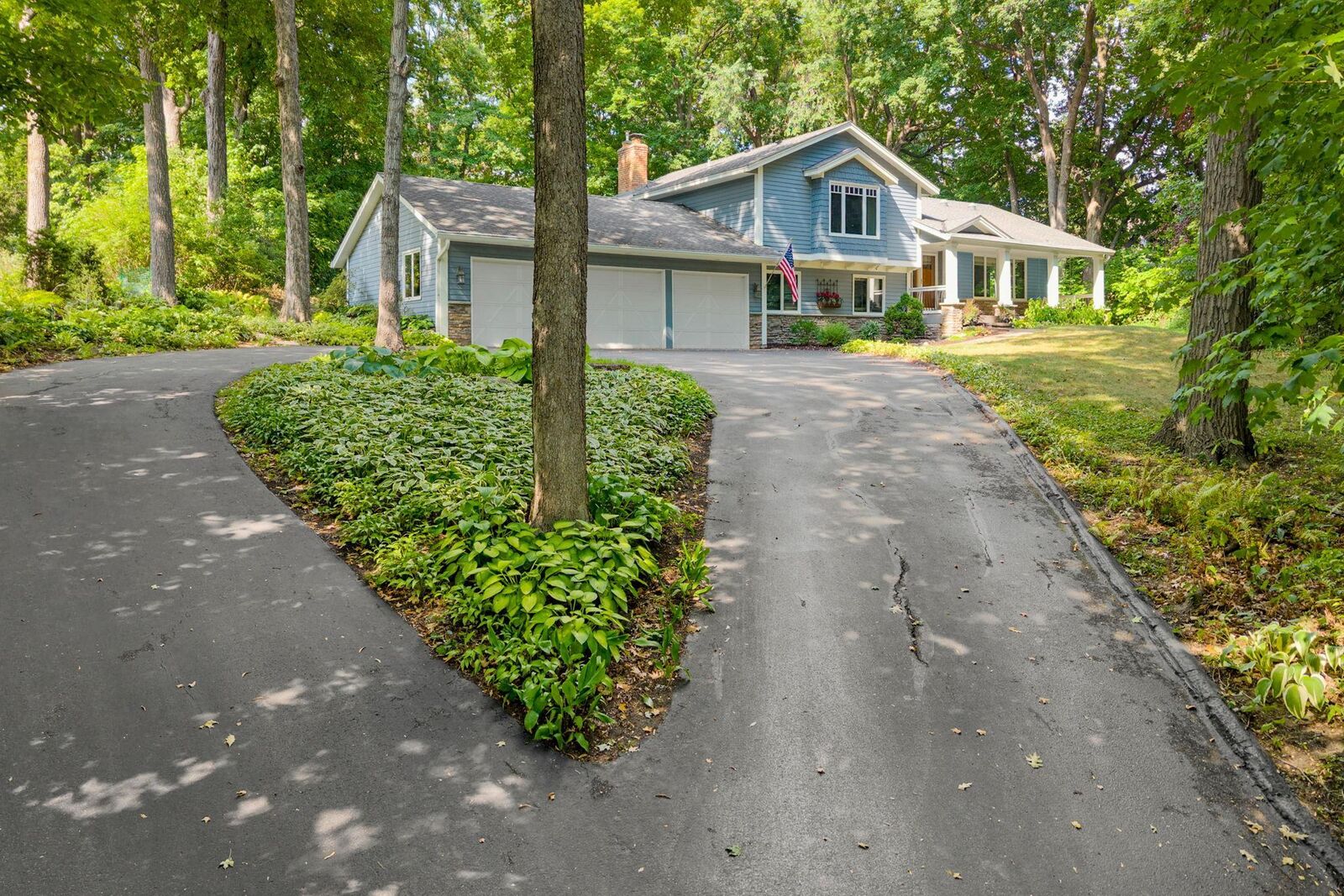 Property Photo:  3116 Old County Road 15  MN 55391 