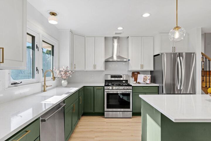Property Photo:  1025 Colby Street  MN 55116 