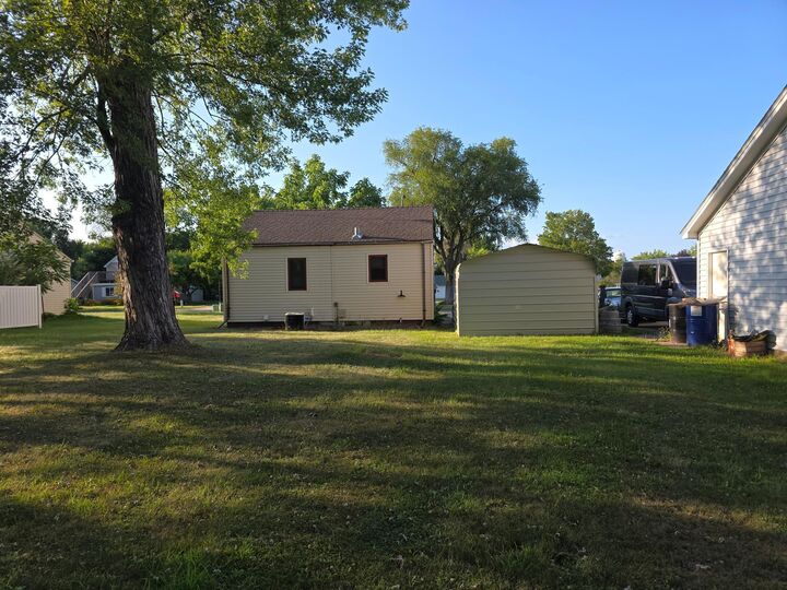 Property Photo:  124 W 6th Street  WI 54017 