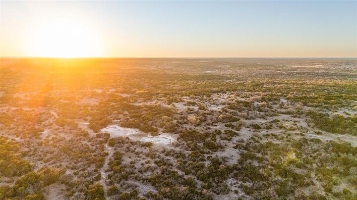 Property Photo: 190 Pvt Rd 3019 NW TX 76849