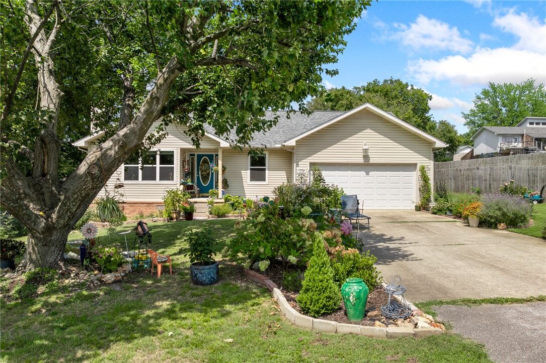 Property Photo:  1778 Bunker Road  AR 72601 
