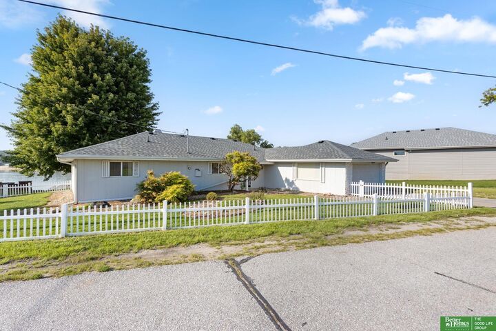 Property Photo:  2702 Annabelle Drive  NE 68123 