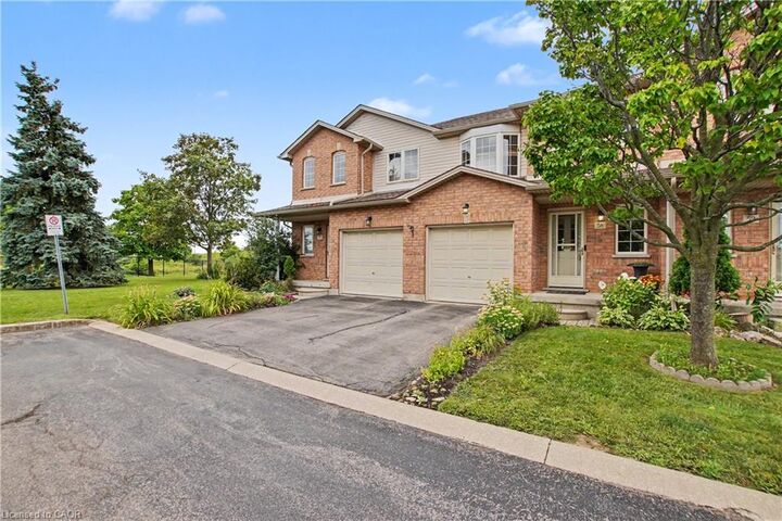 Property Photo: 800 Paramount Drive 58 ON L8J 3V8